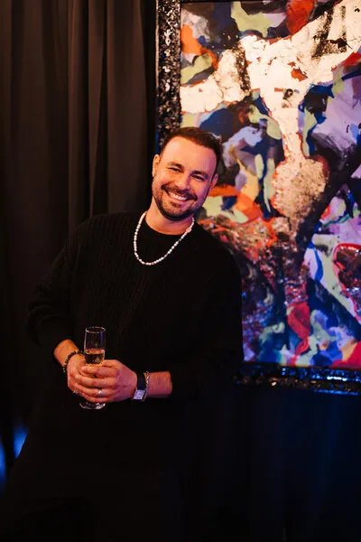 Jordan Lee — Mixed Media Artist